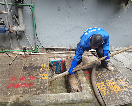 乌坡镇清掏化粪池